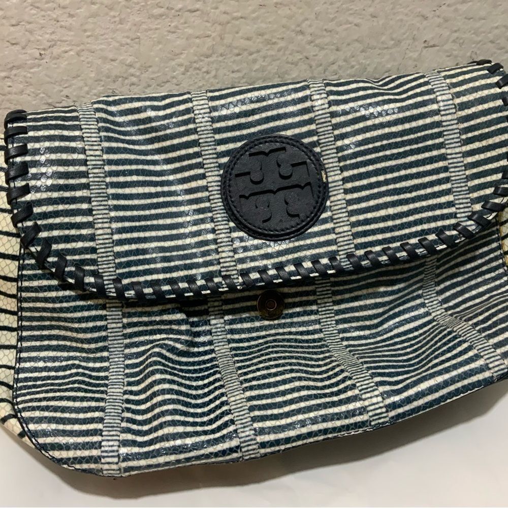 TORY BURCH MARION PATCHWORK SADDLEBAG Blue white liknew - Picture 15 of 16